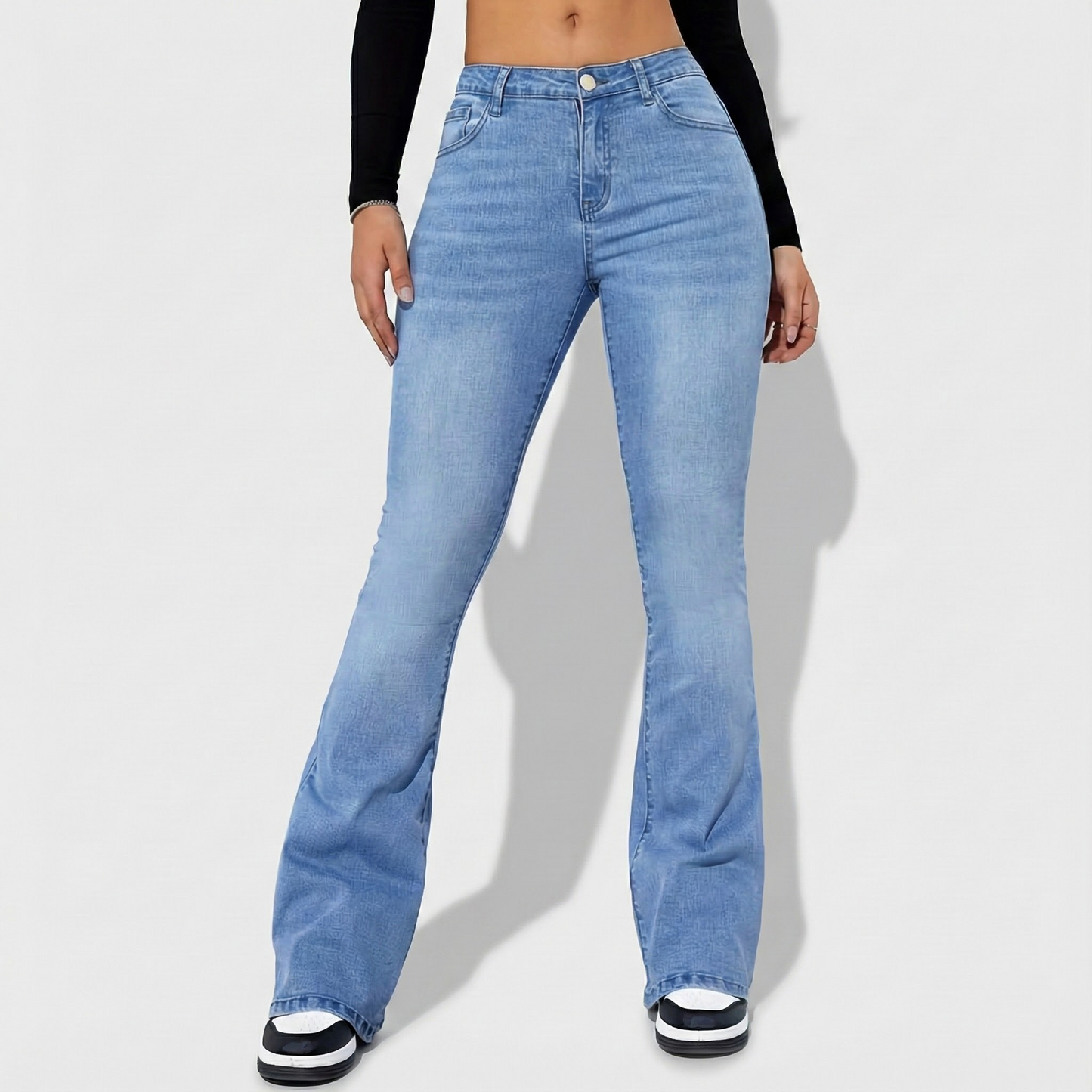 Neriva High Rise Flare Damenjeans