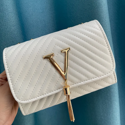 Livia Clutch elegant